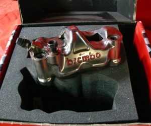Тормозной суппорт Brembo GP4-RX108
